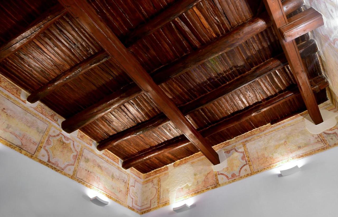 Bed & Breakfast Di Affreschi E Volte